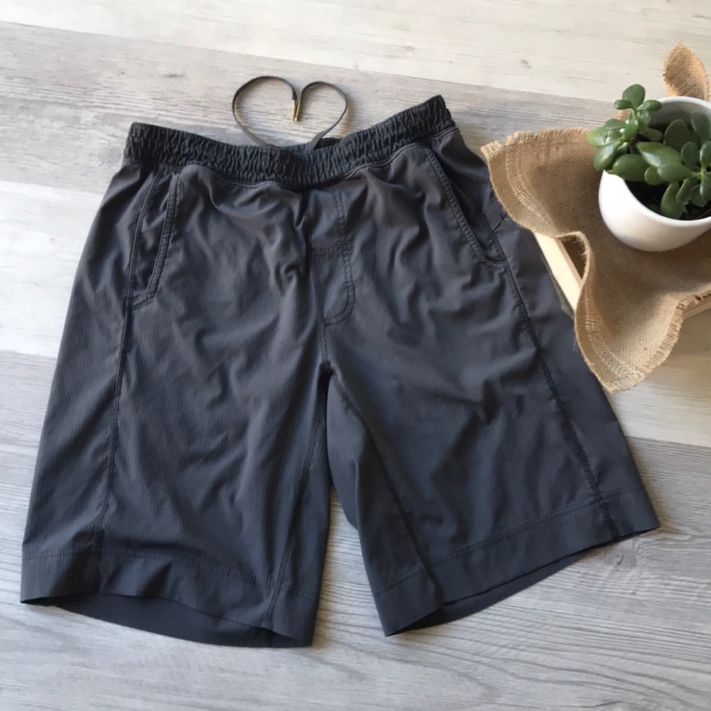 Men’s Lululemon Gray Shorts